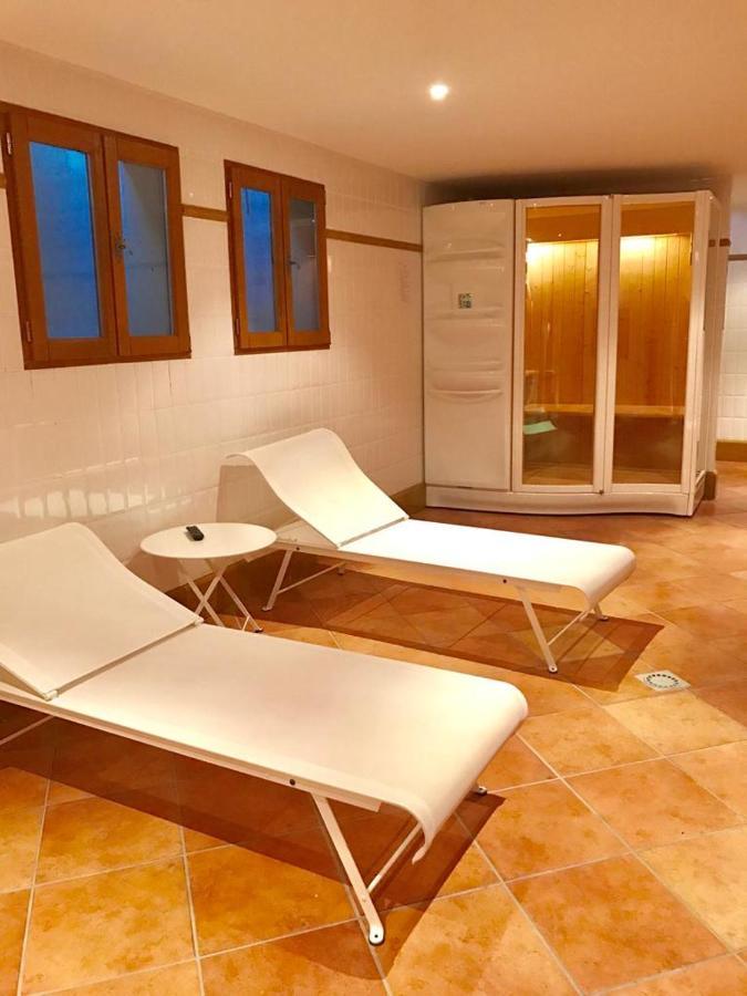 Maison Suchard, Tradition & Elegance In The Jura Couvet Экстерьер фото