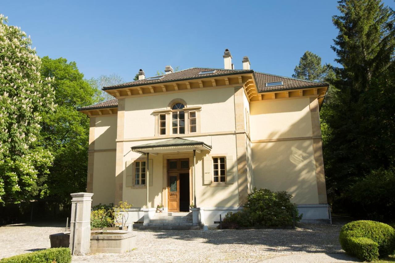 Maison Suchard, Tradition & Elegance In The Jura Couvet Экстерьер фото